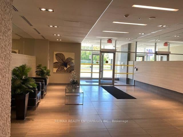 3520 Danforth Avenue, Unit 515 thumbnail 23