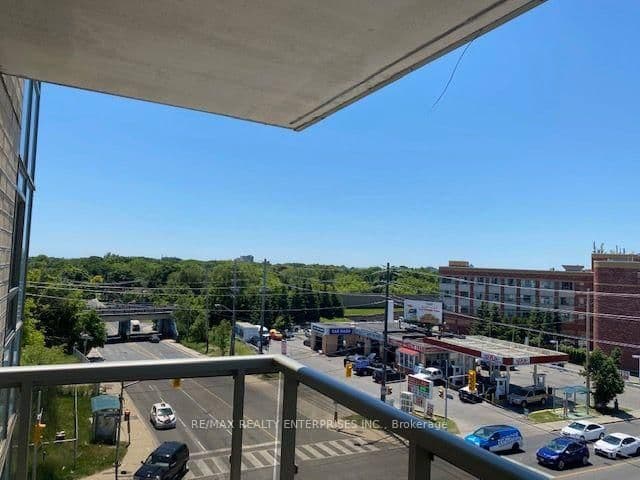 3520 Danforth Avenue, Unit 515 thumbnail 8