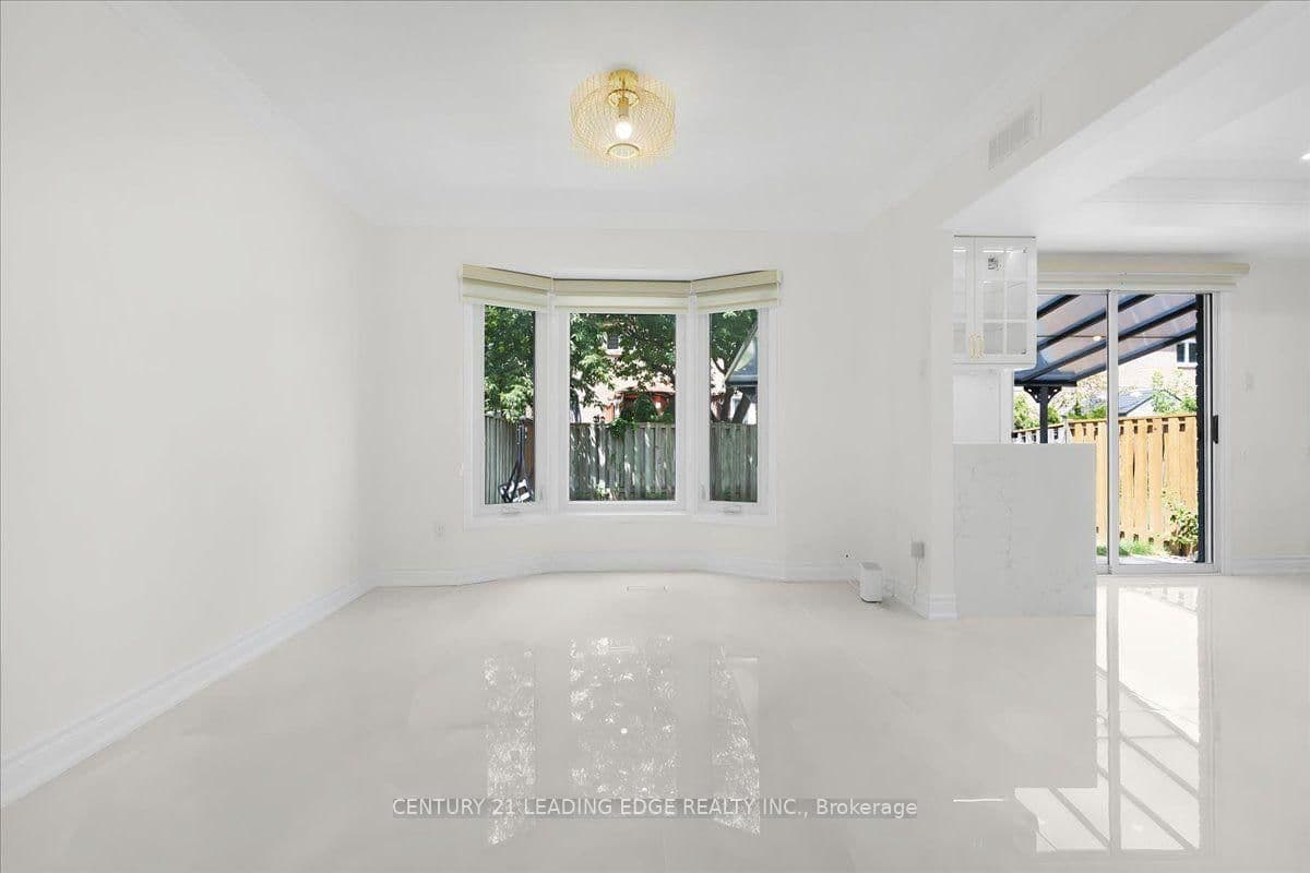 41 Graybark Crescent thumbnail 12