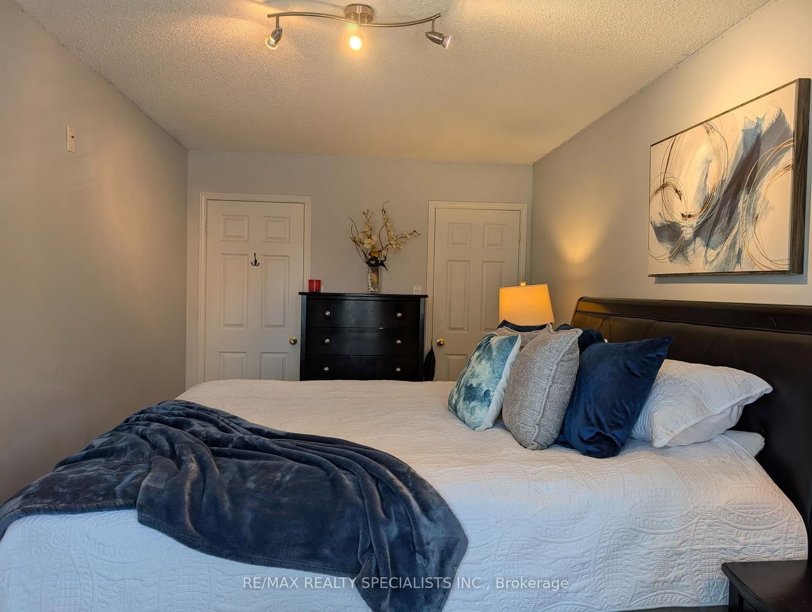 20 Thorp Crescent thumbnail 16