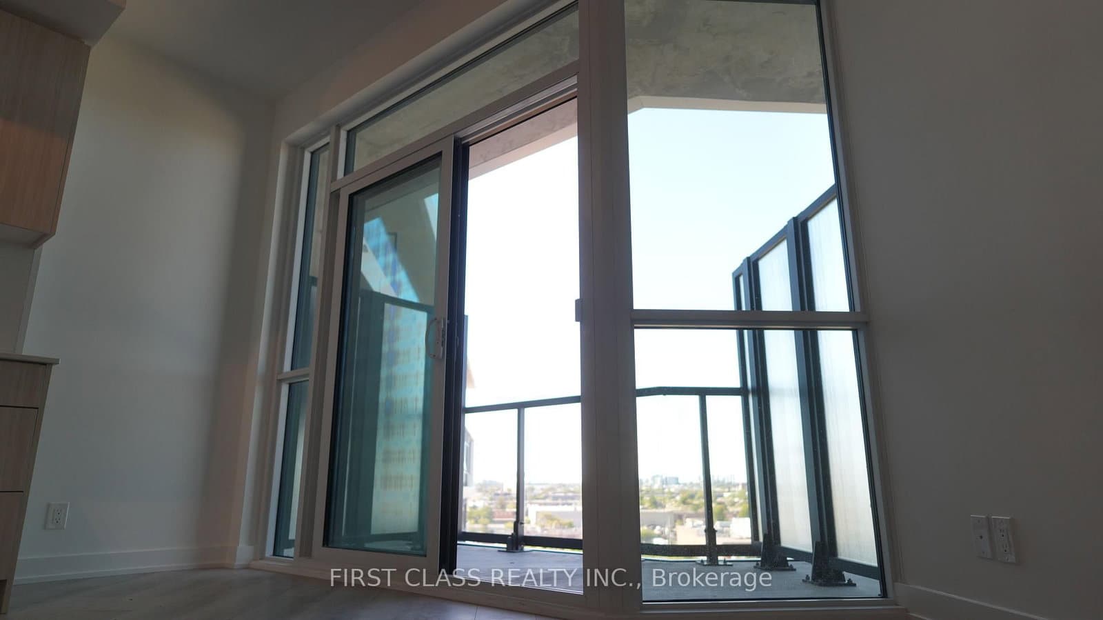 20 Deans Drive, Unit 819 thumbnail 5