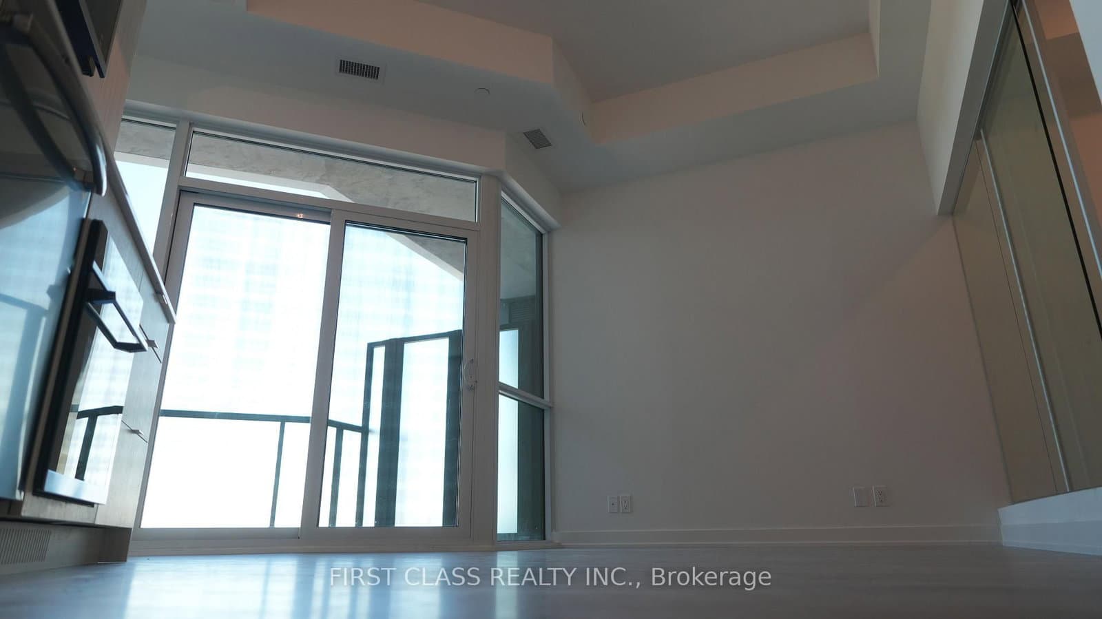20 Deans Drive, Unit 819 thumbnail 6