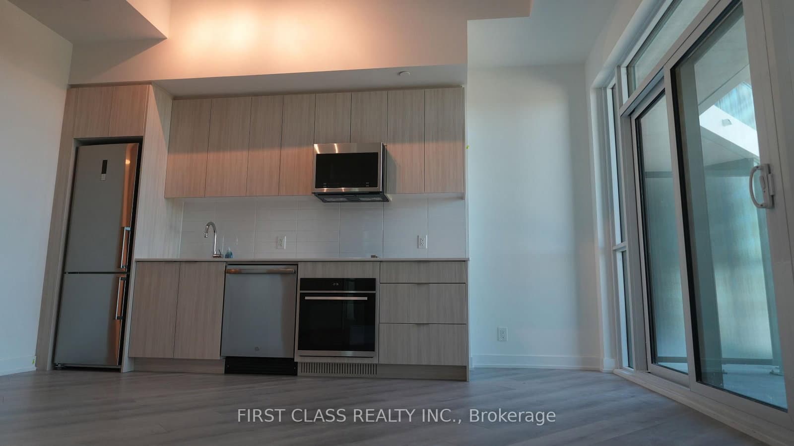 20 Deans Drive, Unit 819 thumbnail 7