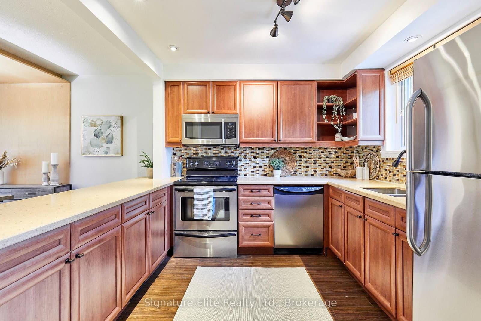 65 Merkley Square thumbnail 16