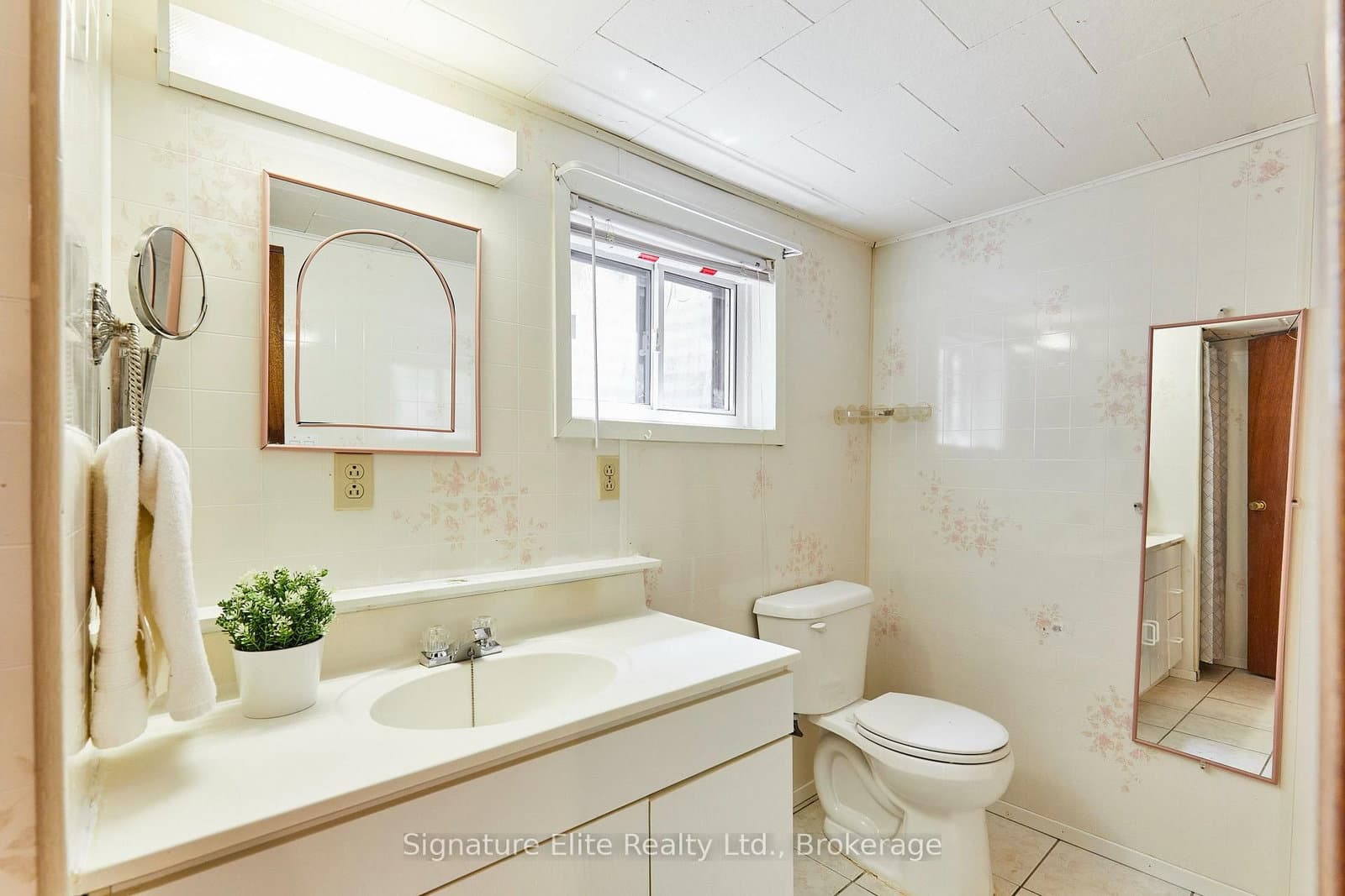 65 Merkley Square thumbnail 35
