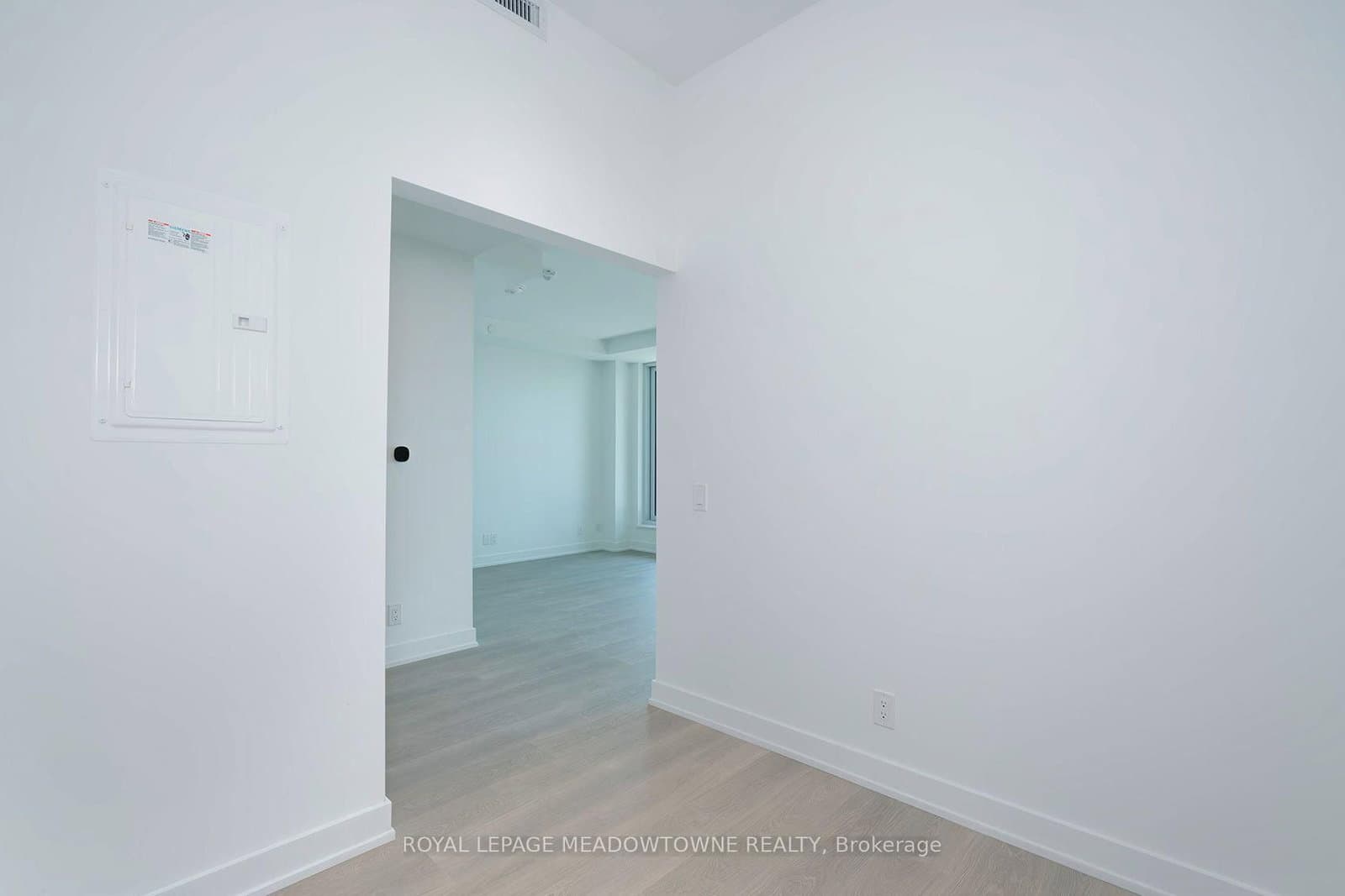 20 Deans Drive, Unit 804 thumbnail 32
