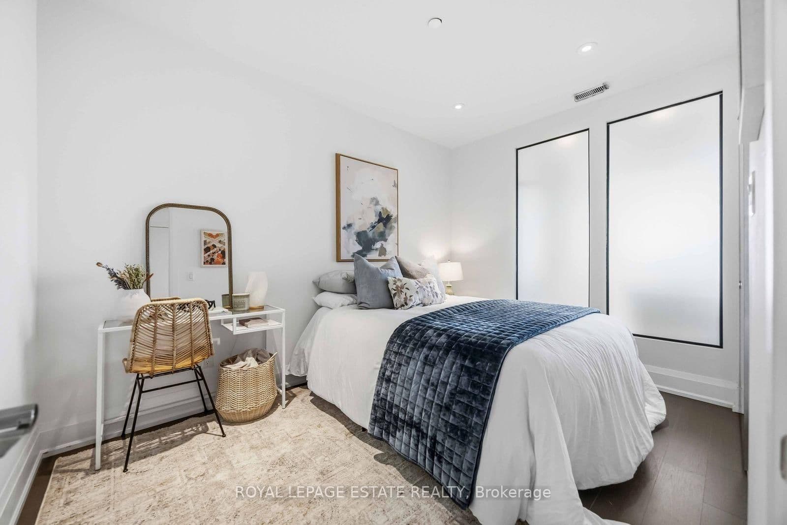 365 Beech Avenue, Unit 511 thumbnail 8