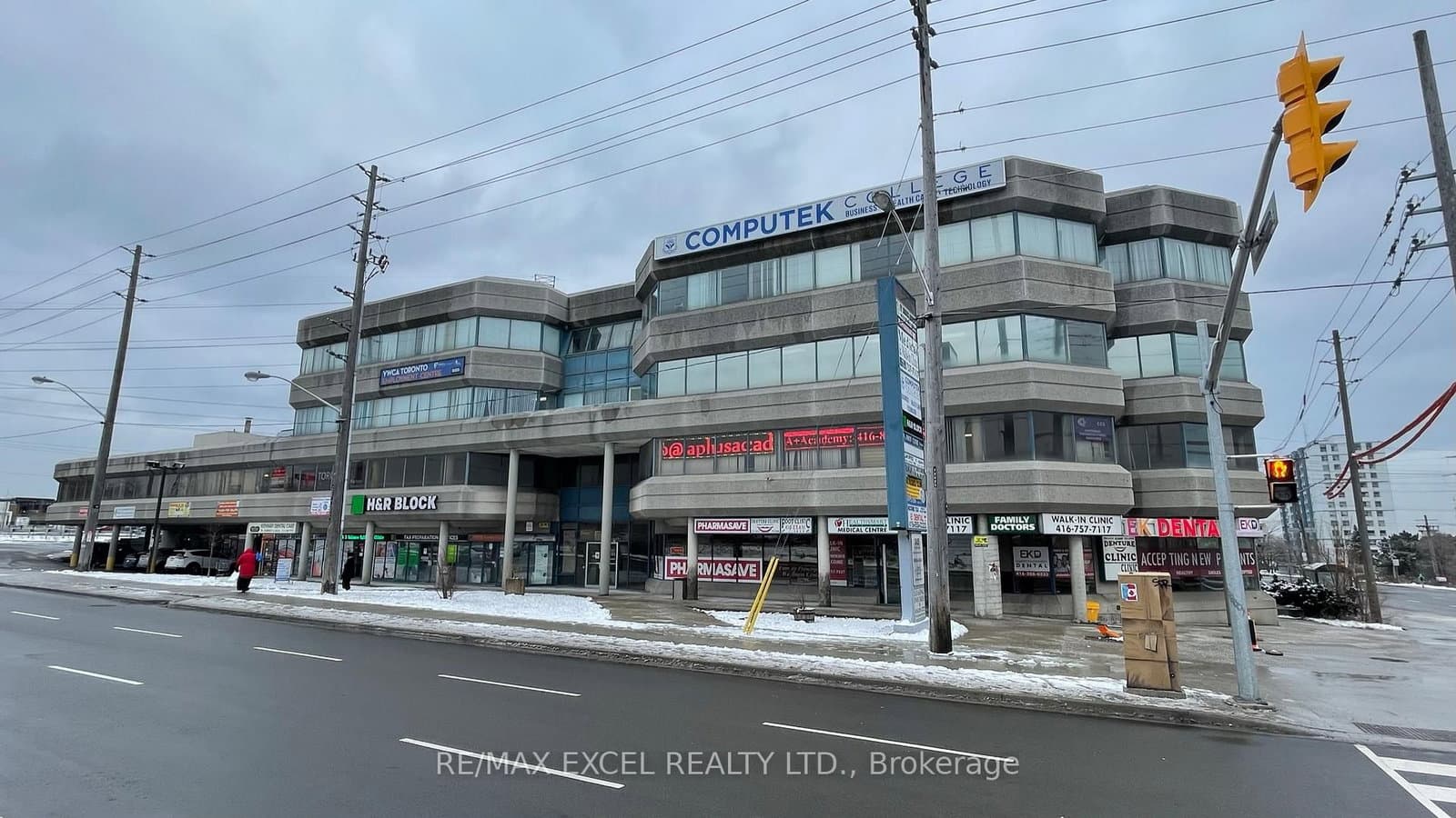 2425 Eglinton Avenue E, Unit 212 thumbnail 2