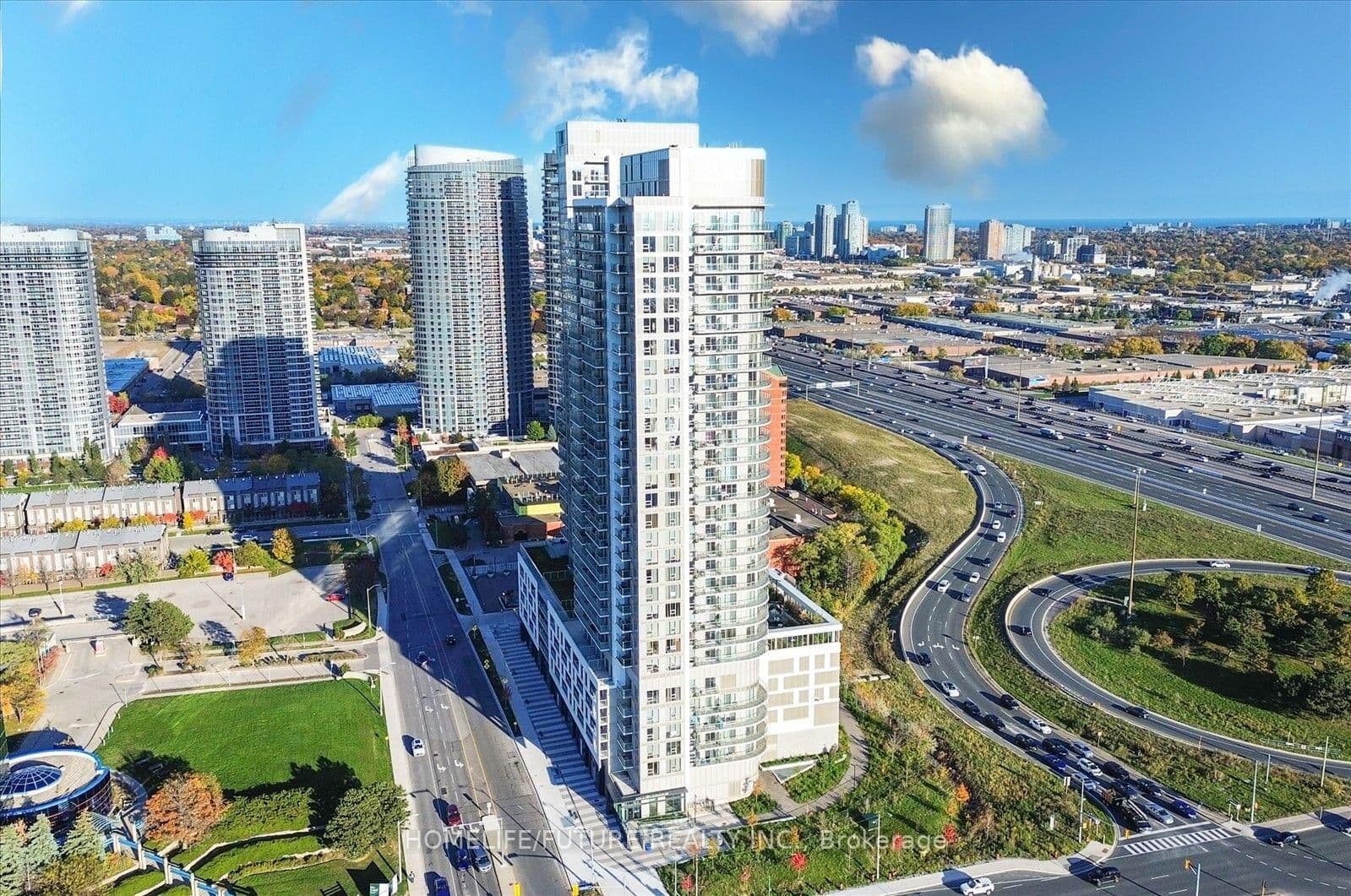 2031 Kennedy Road, Unit 2715 thumbnail 3