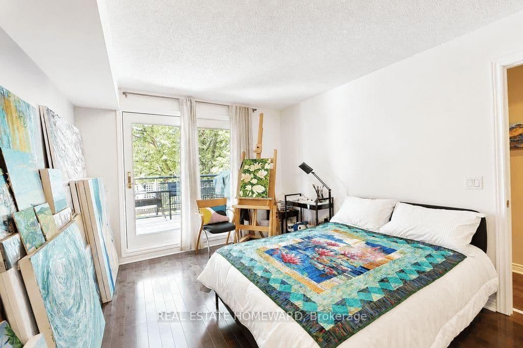 1941 E Queen Street E, Unit 304 thumbnail 26