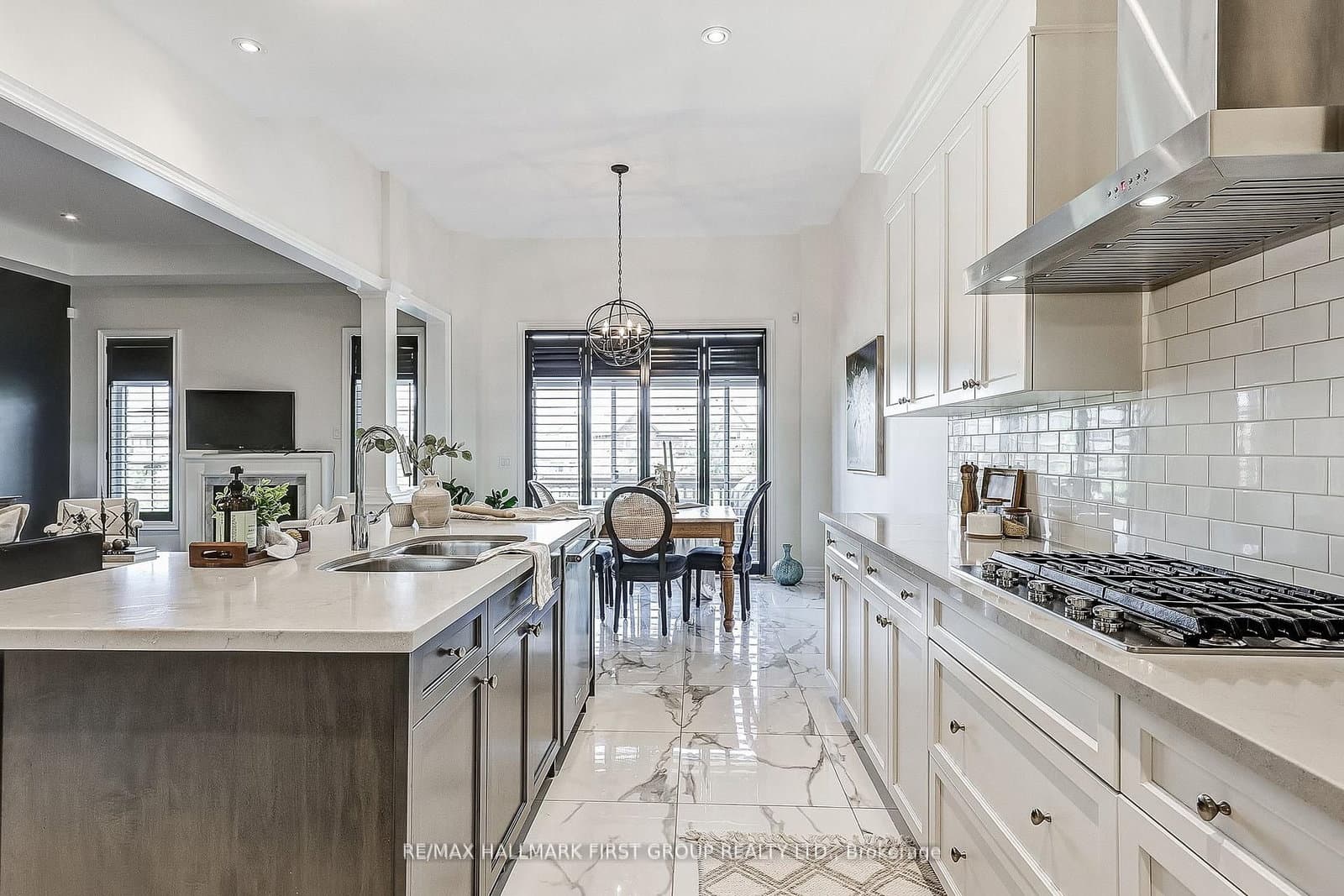 16 Beaverdams Drive thumbnail 11