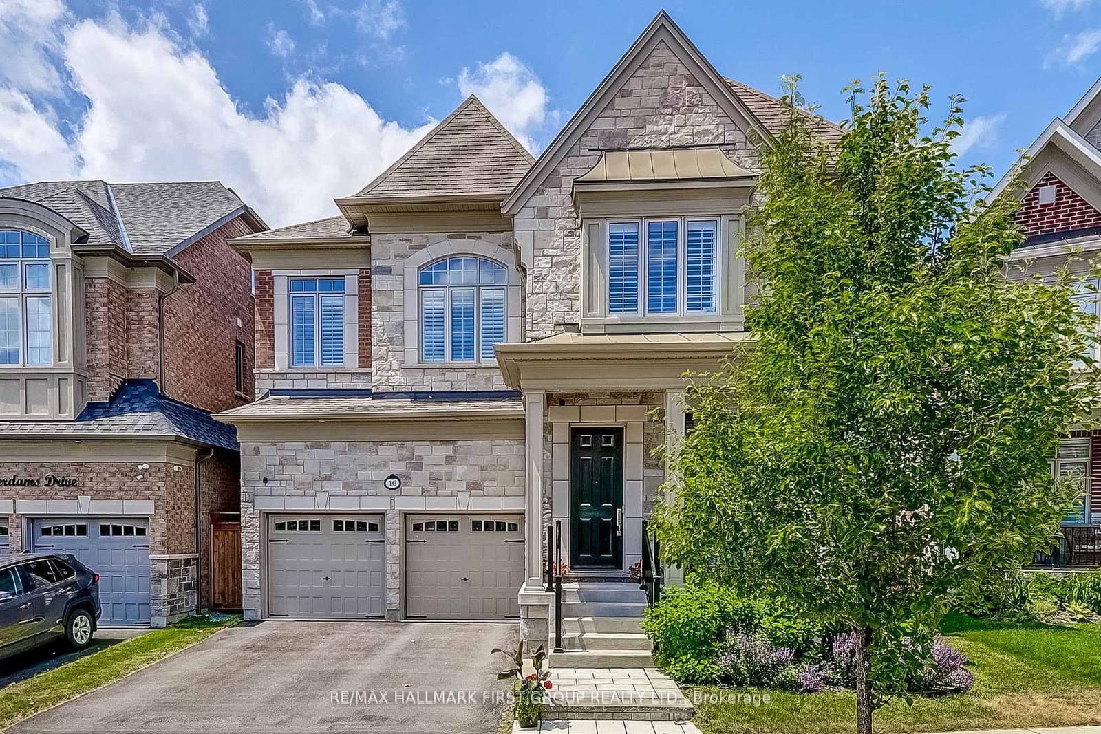 16 Beaverdams Drive thumbnail 2