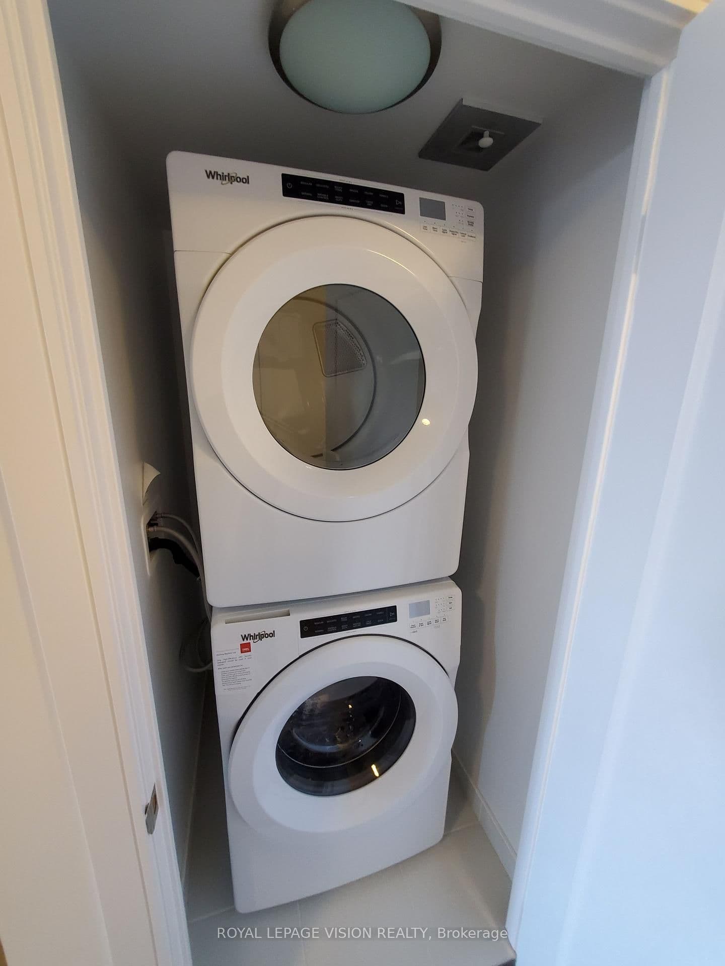 225 Village Green Square, Unit 1005 thumbnail 10
