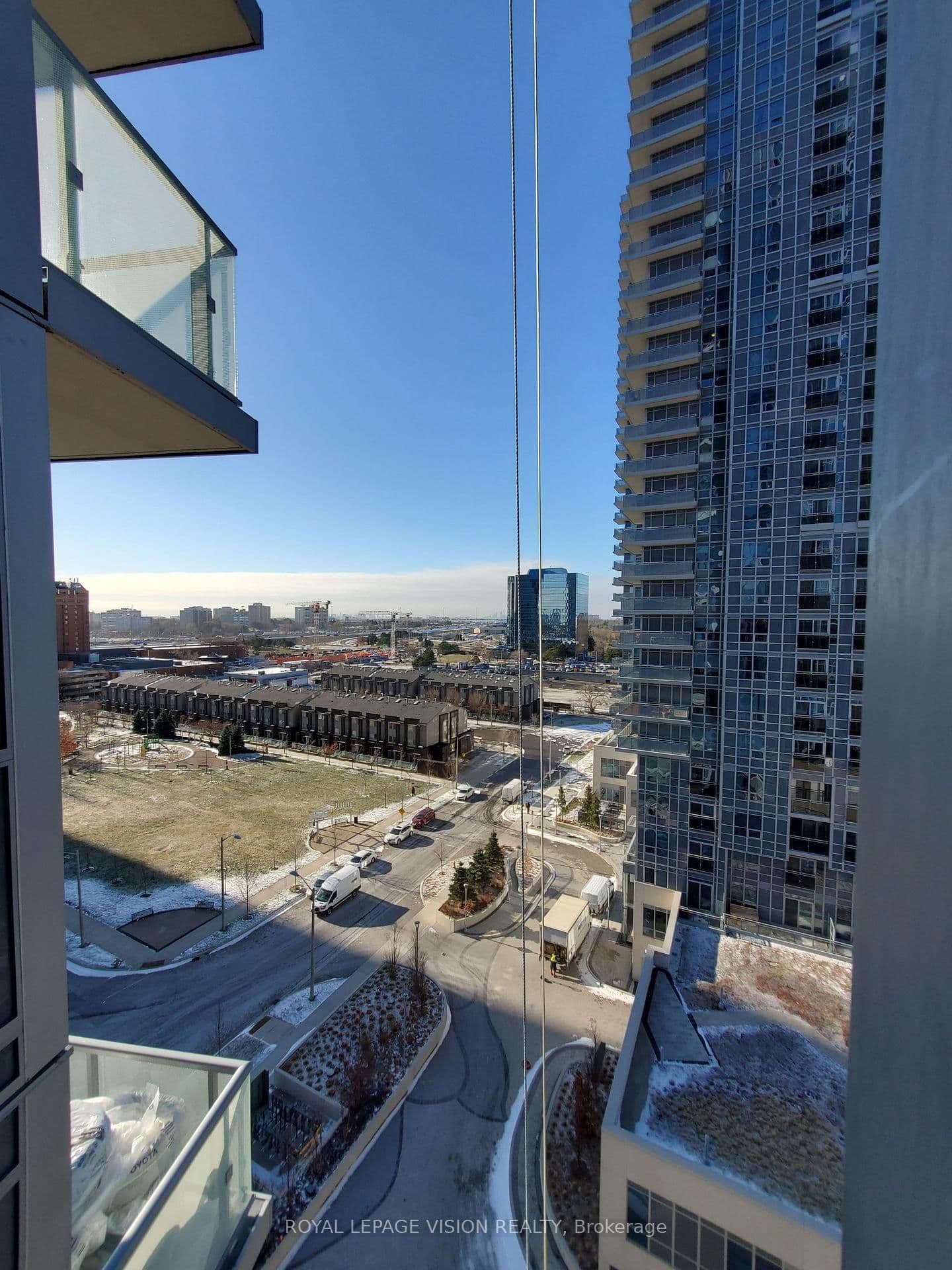 225 Village Green Square, Unit 1005 thumbnail 12