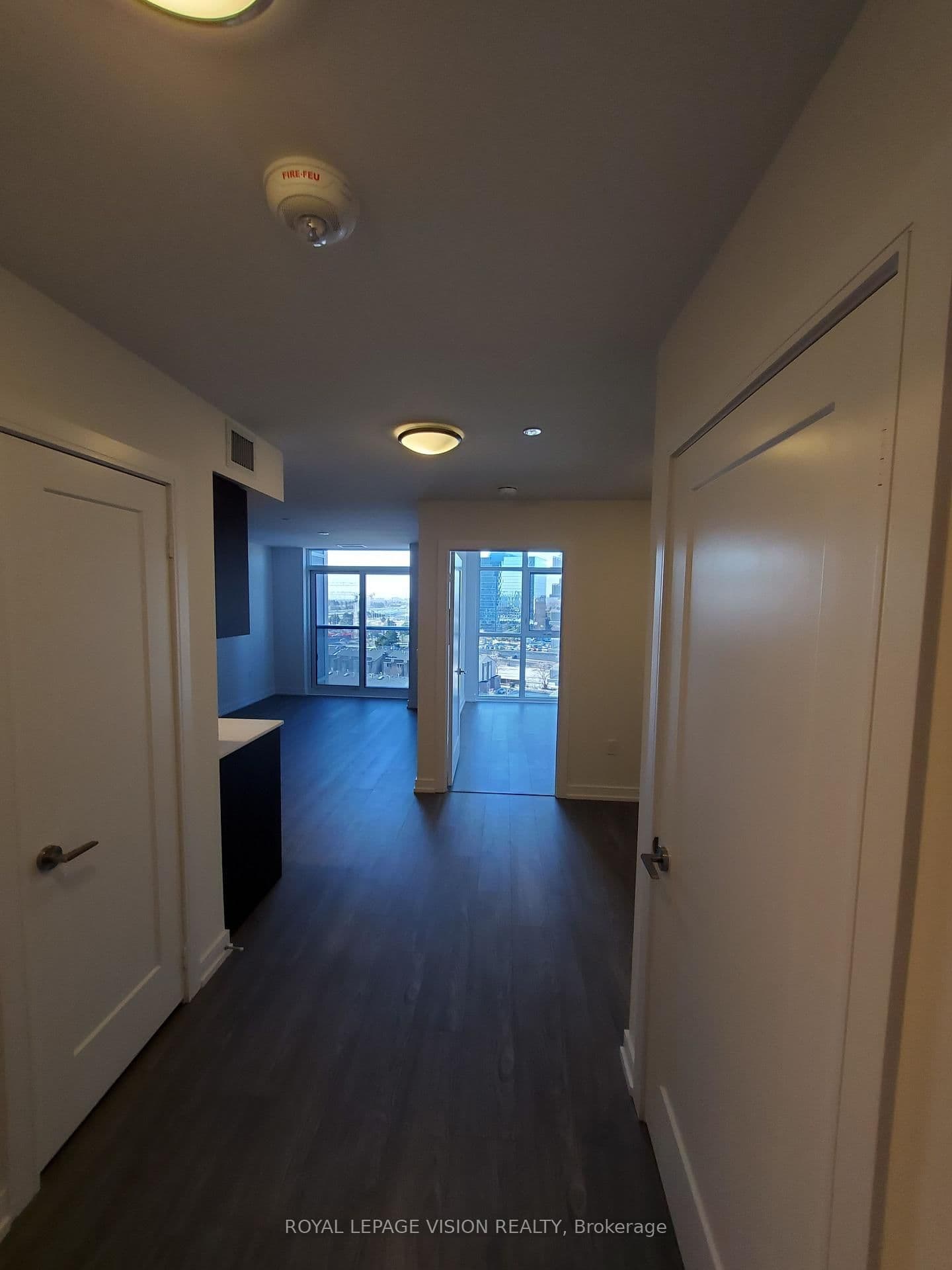 225 Village Green Square, Unit 1005 thumbnail 9