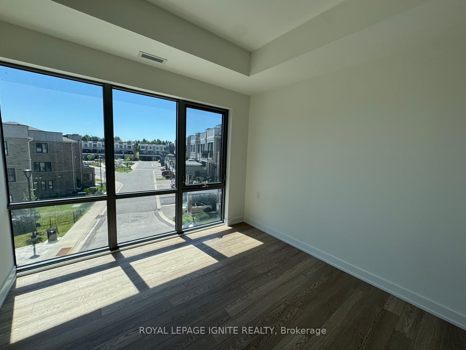 51 Clarington Boulevard, Unit 322 thumbnail 14