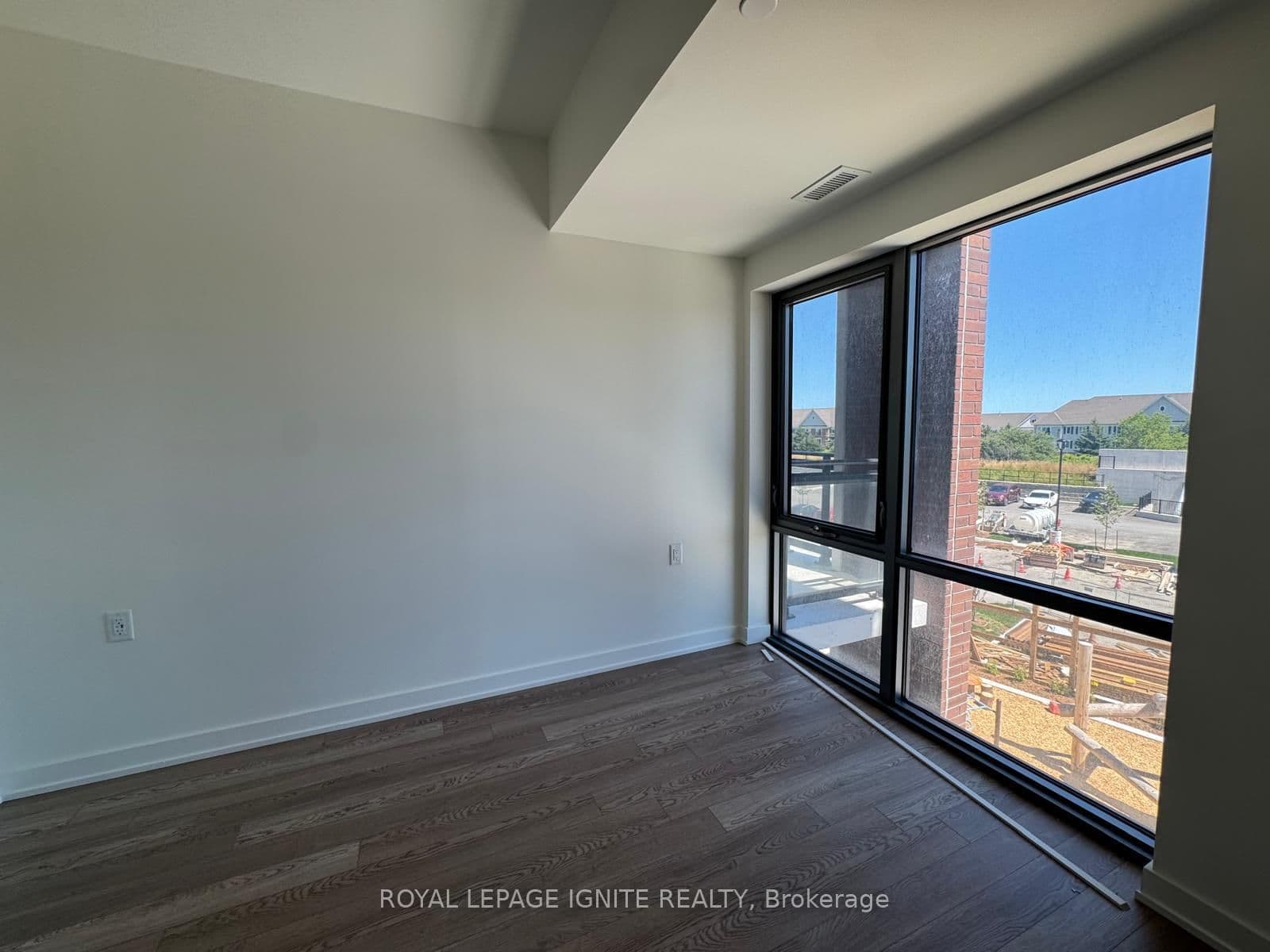 51 Clarington Boulevard, Unit 322 thumbnail 18