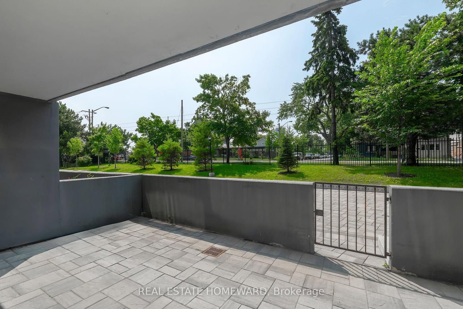 757 Victoria Park Avenue, Unit 106 thumbnail 27