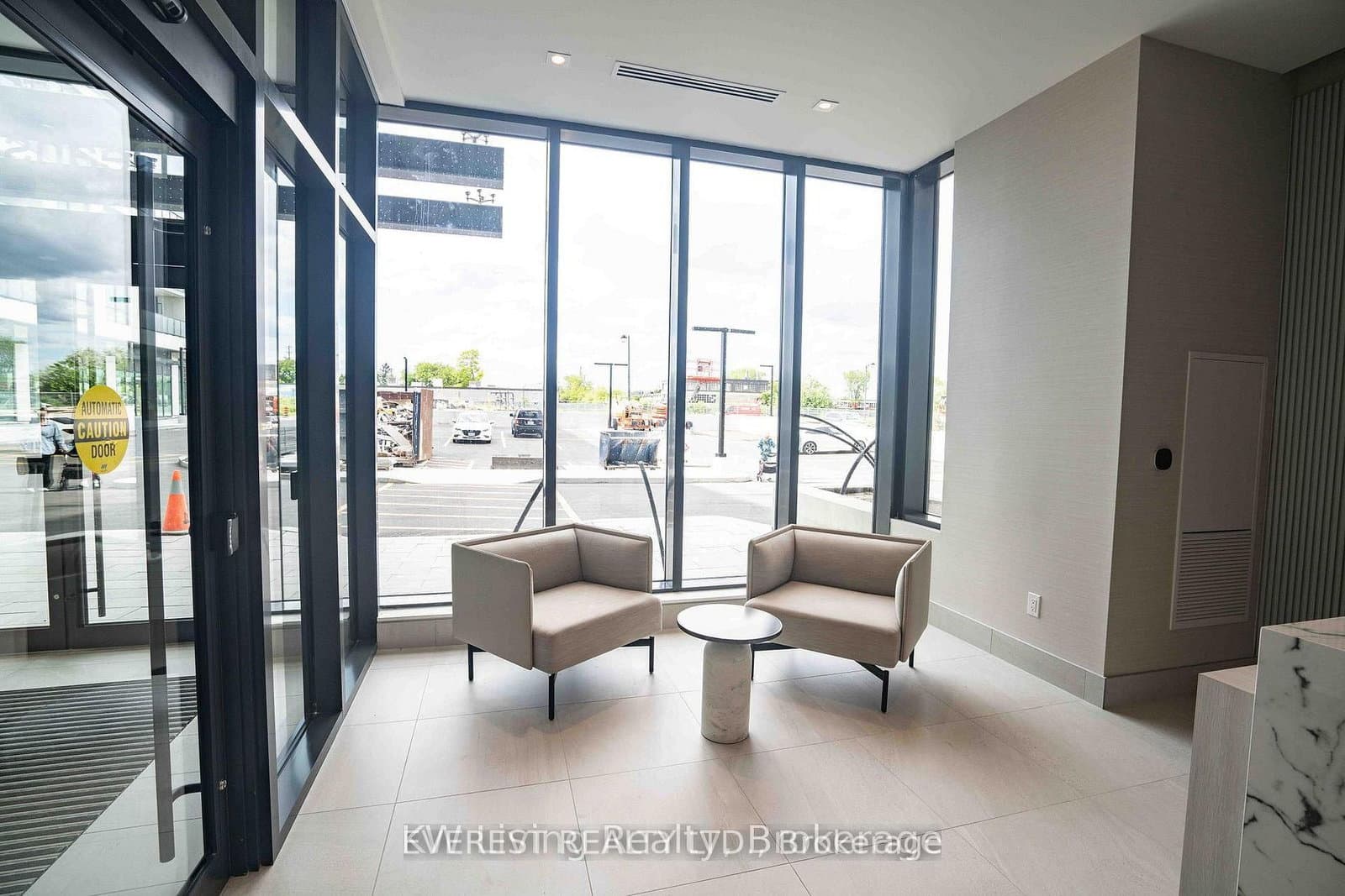 20 Deans Drive, Unit 331 thumbnail 4