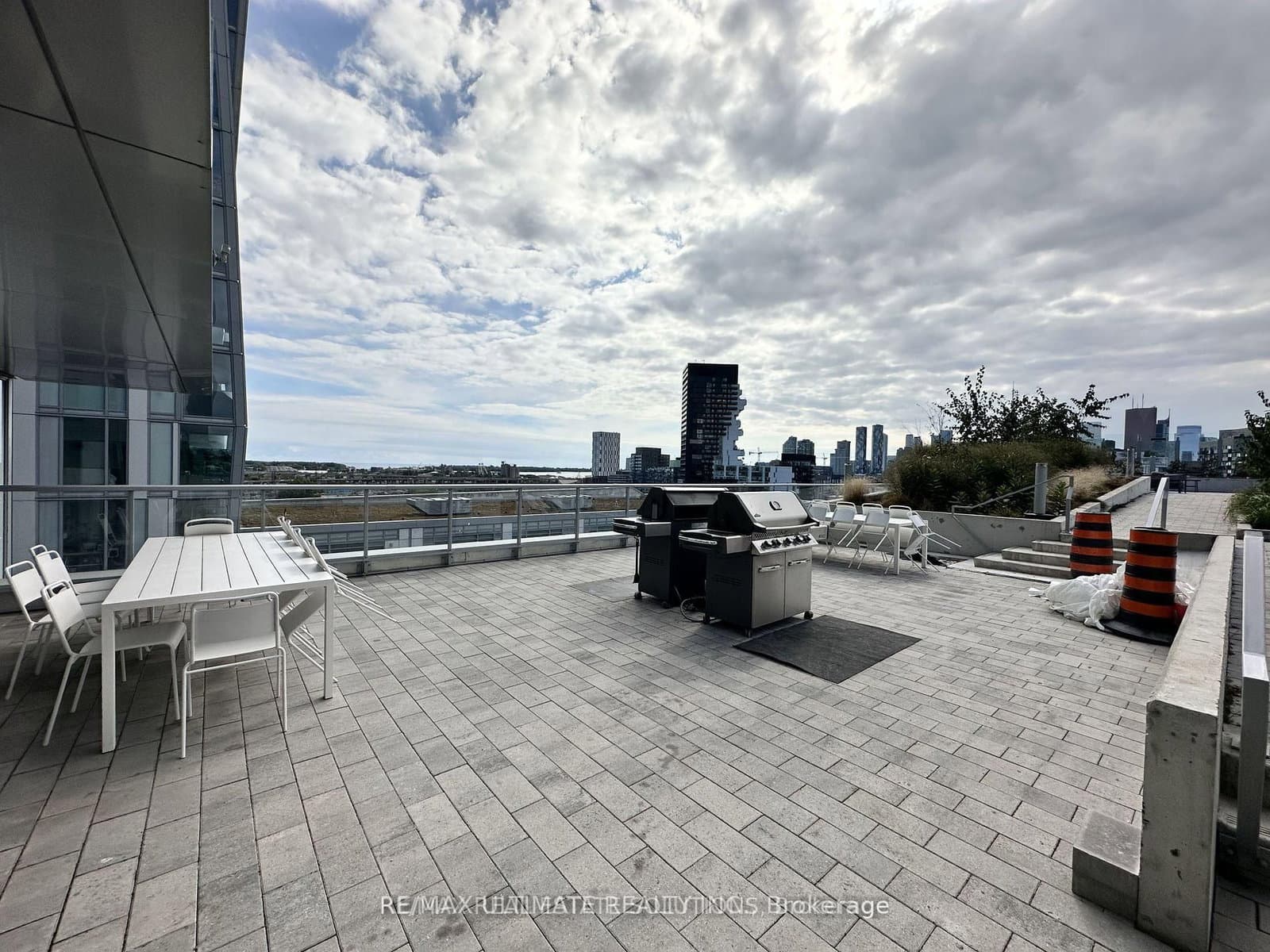 15 Baseball Place, Unit 920 thumbnail 20