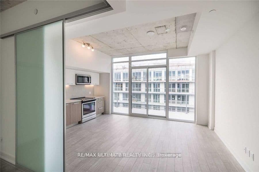 15 Baseball Place, Unit 920 thumbnail 3