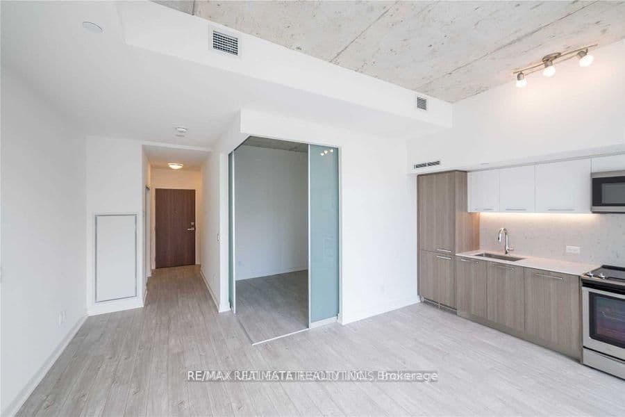 15 Baseball Place, Unit 920 thumbnail 5