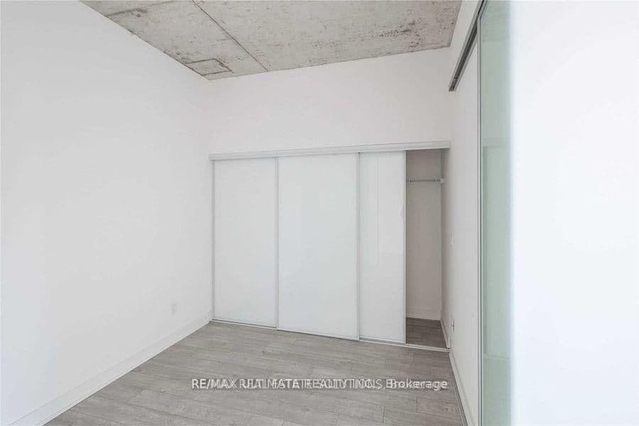 15 Baseball Place, Unit 920 thumbnail 7