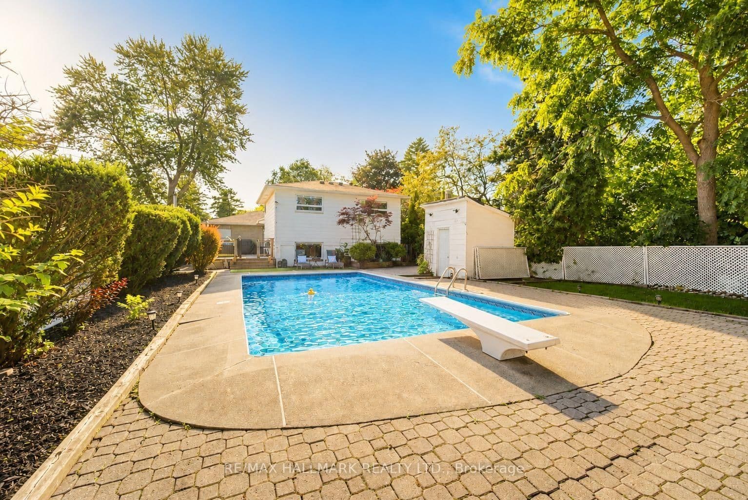 117 Clappison Boulevard thumbnail 26