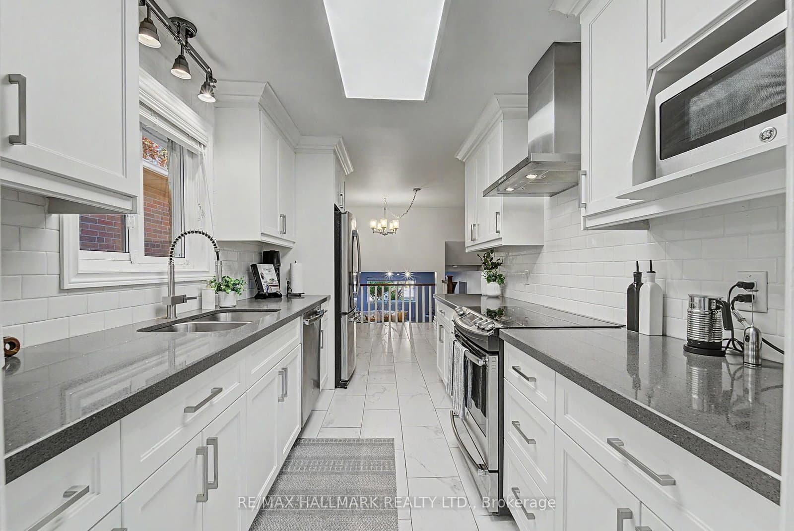 117 Clappison Boulevard thumbnail 8
