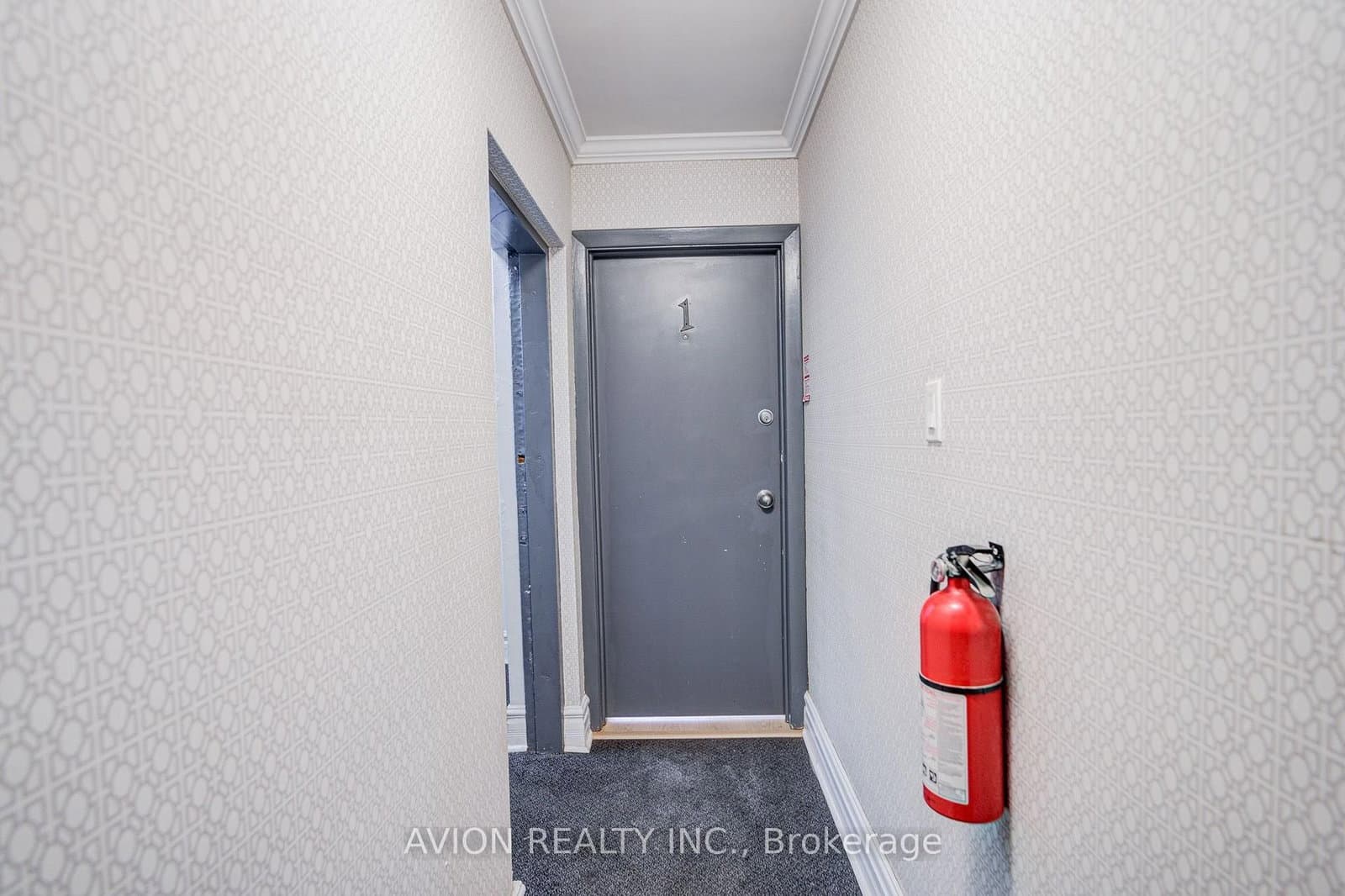 882 Broadview Avenue, Unit Unit 4 thumbnail 4