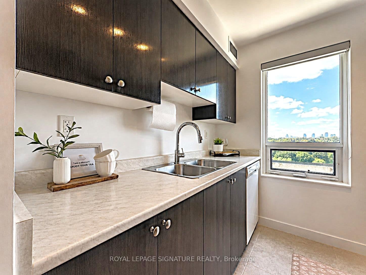1346 Danforth Road, Unit 812 thumbnail 26