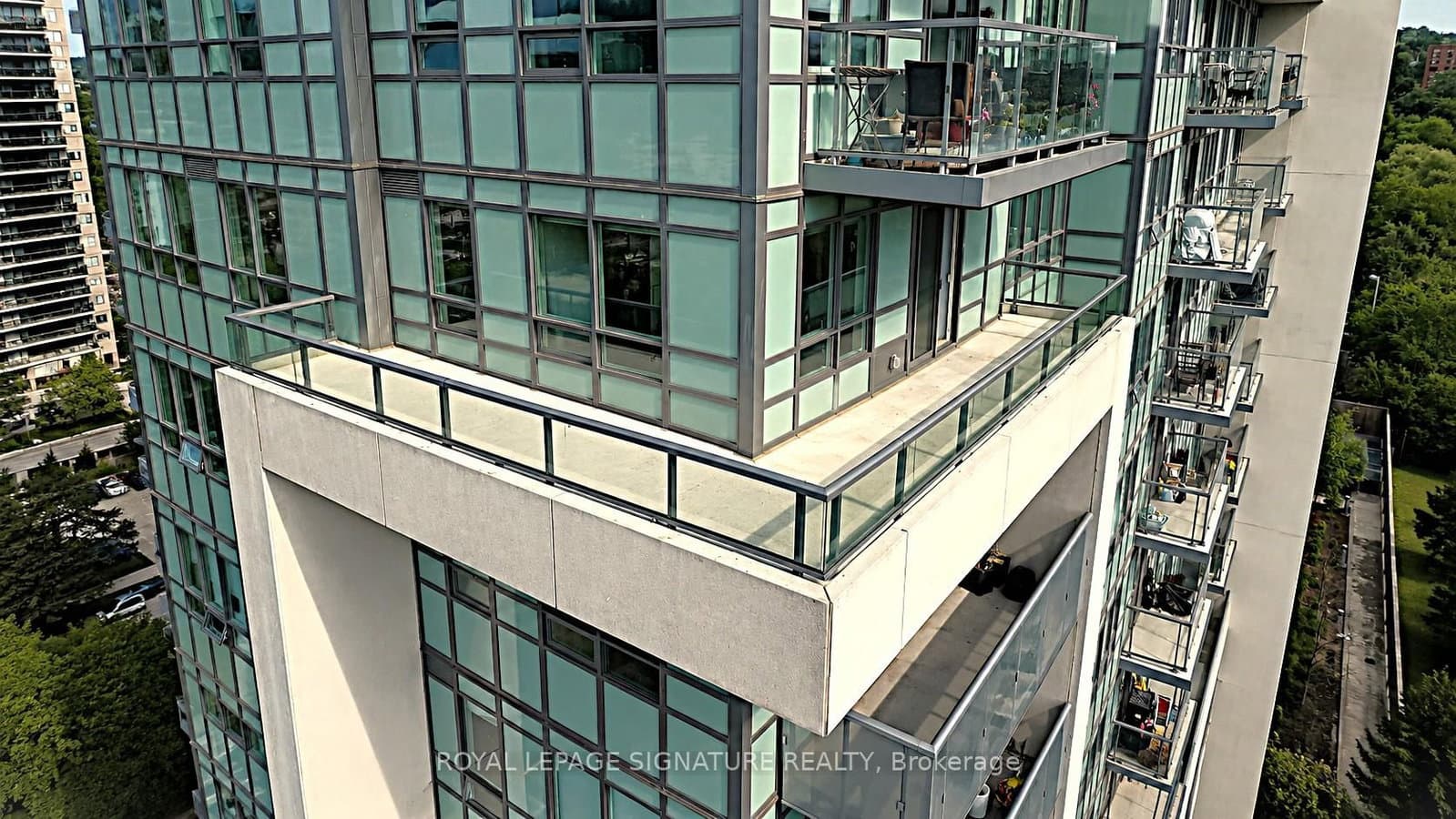 1346 Danforth Road, Unit 812 thumbnail 31