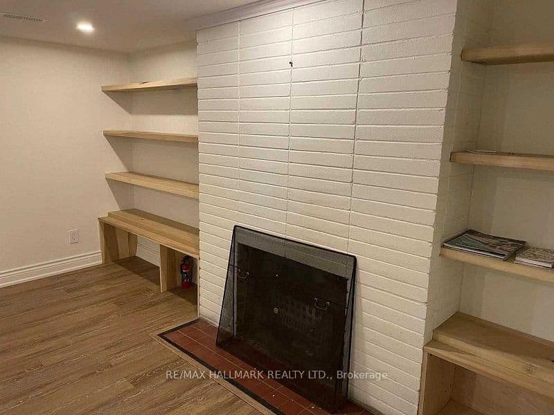 6 Margate Crescent, Unit Lower thumbnail 3
