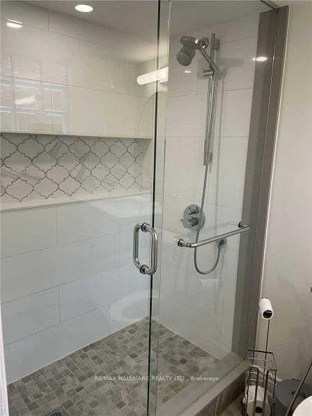 6 Margate Crescent, Unit Lower thumbnail 8