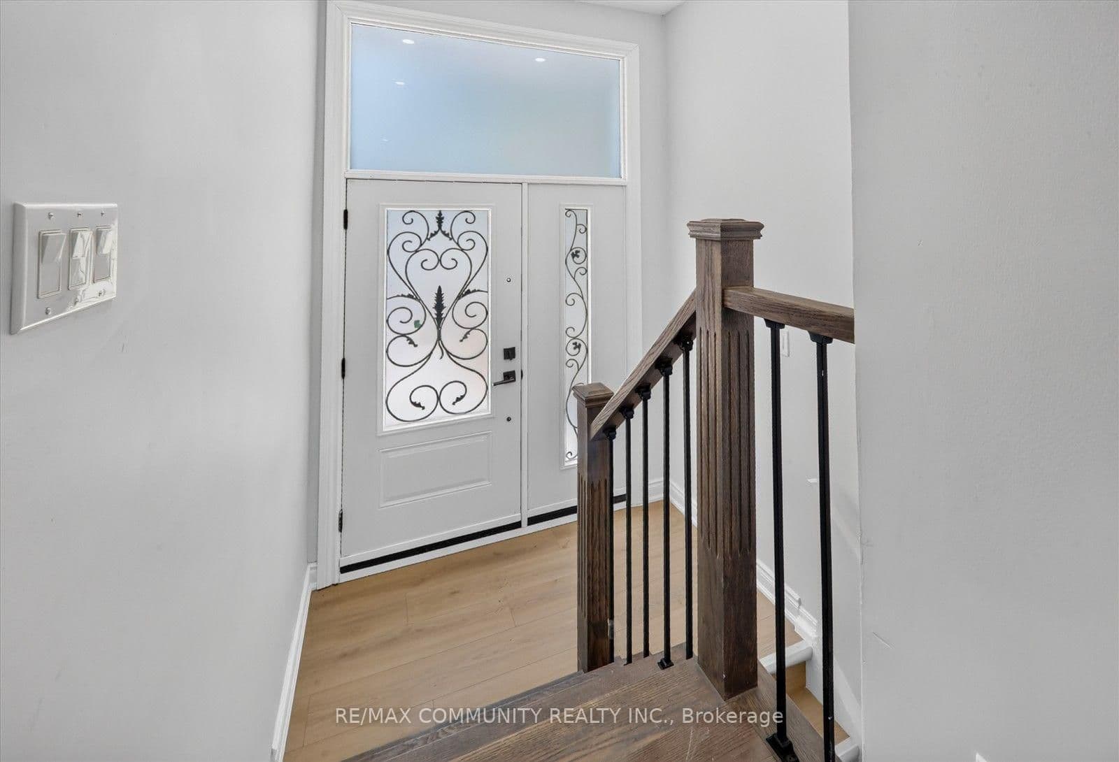 53 Milford Haven Drive N thumbnail 6