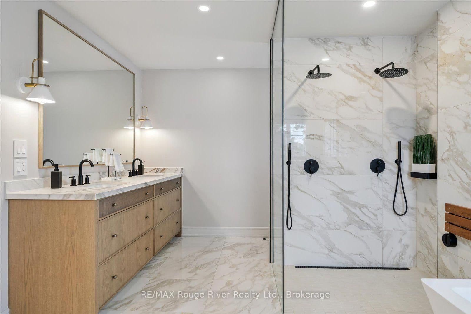 49 Hanson Crescent thumbnail 33