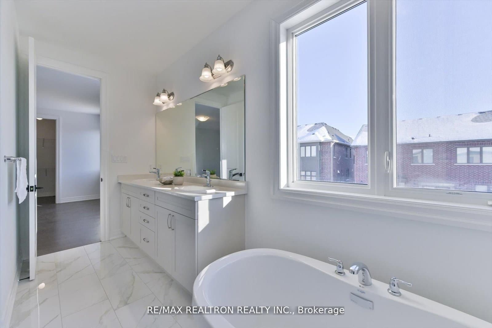 2858 Foxden Square thumbnail 29