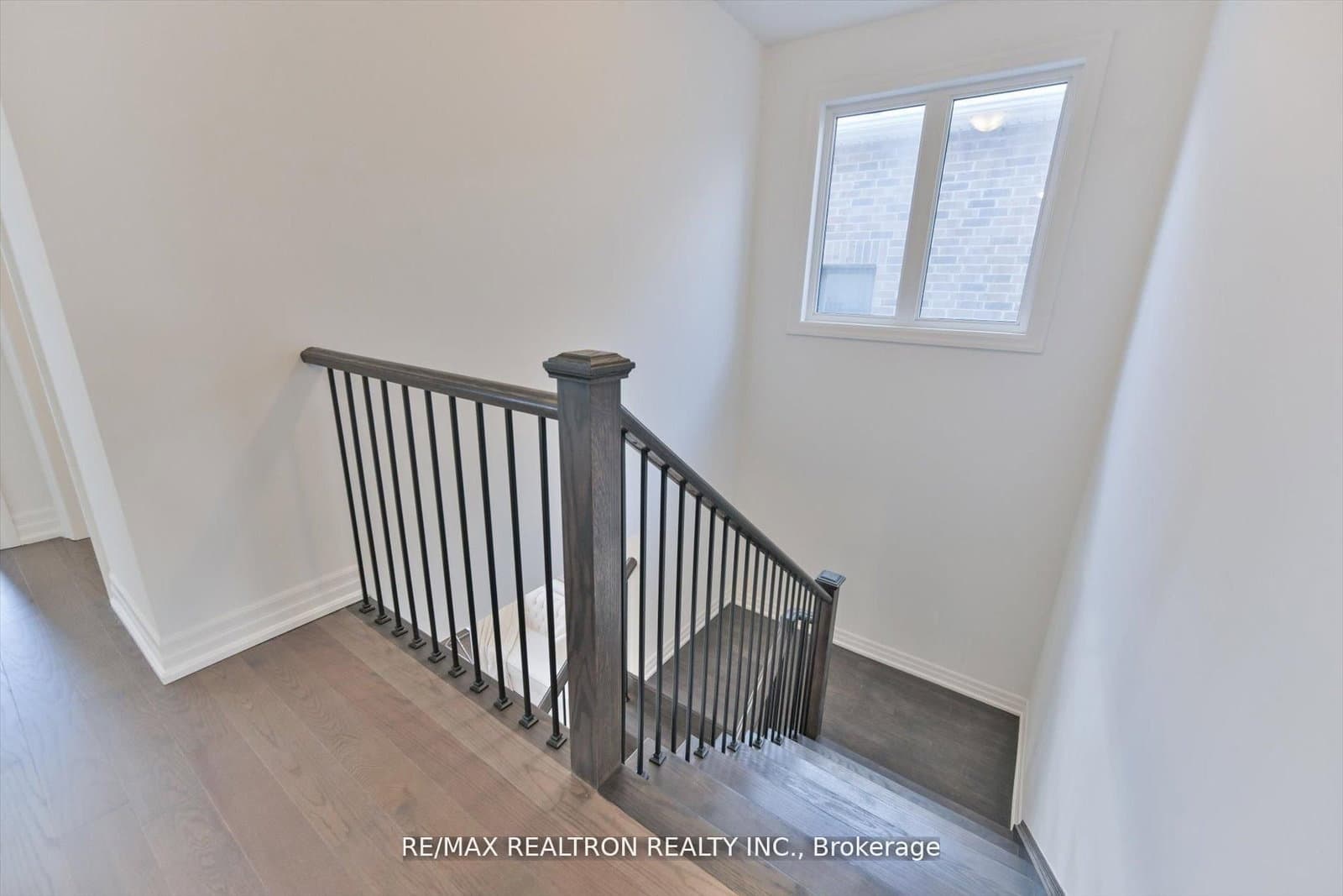 2858 Foxden Square thumbnail 47