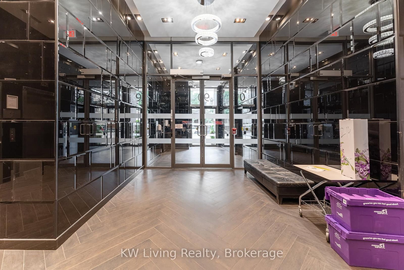 90 Broadview Avenue, Unit LW1 thumbnail 27