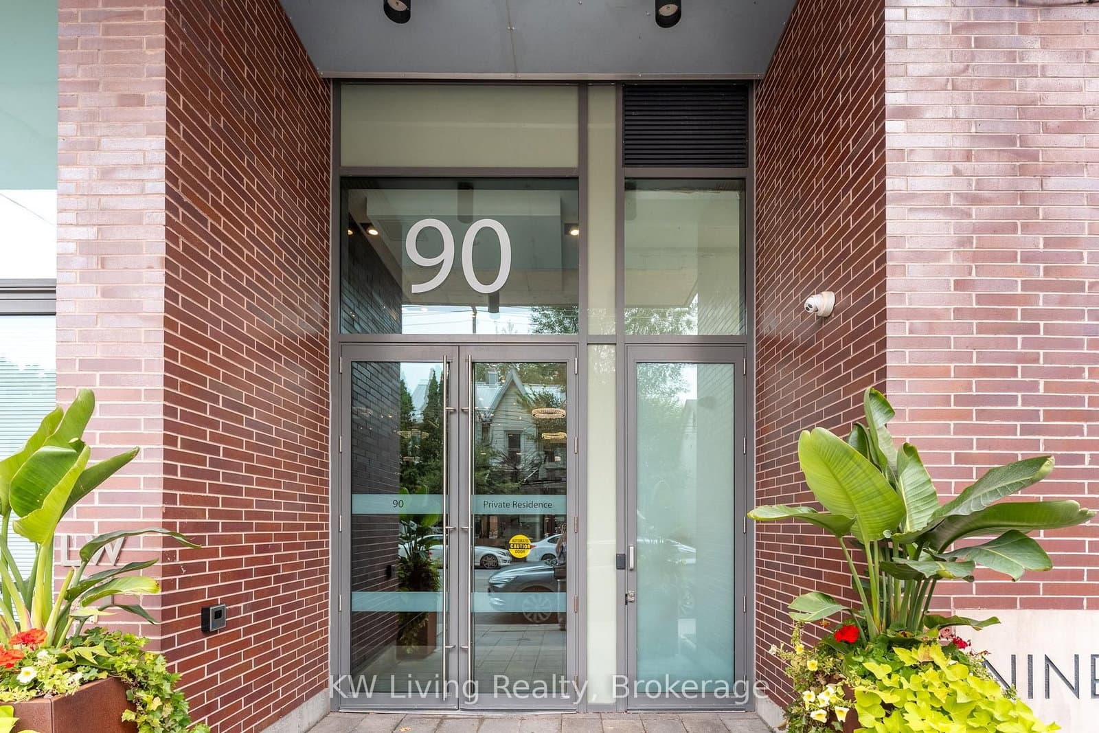 90 Broadview Avenue, Unit LW1 thumbnail 4