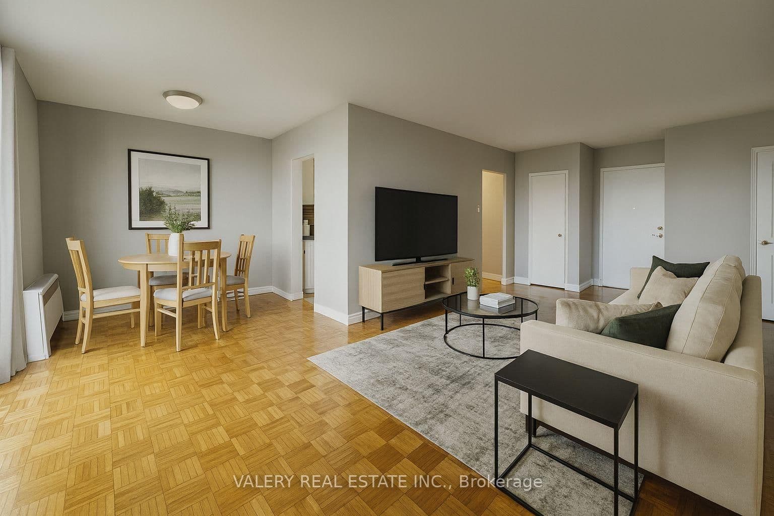 35 Confederation Drive, Unit 717 thumbnail 3