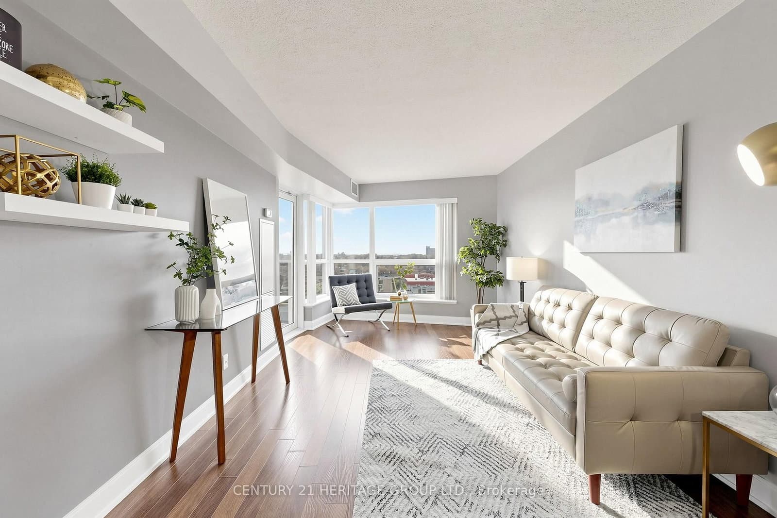 135 Village Green Square, Unit 1216 thumbnail 14