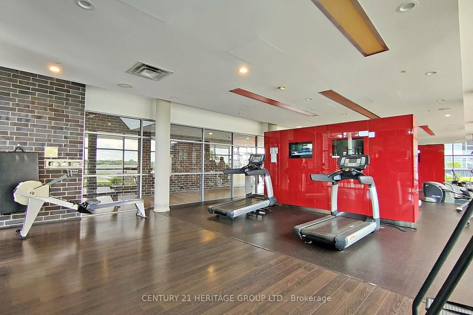 135 Village Green Square, Unit 1216 thumbnail 25