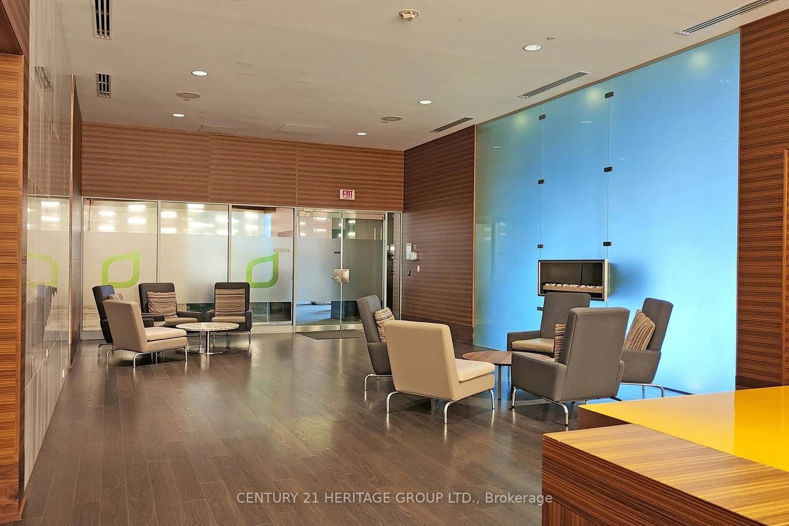135 Village Green Square, Unit 1216 thumbnail 27