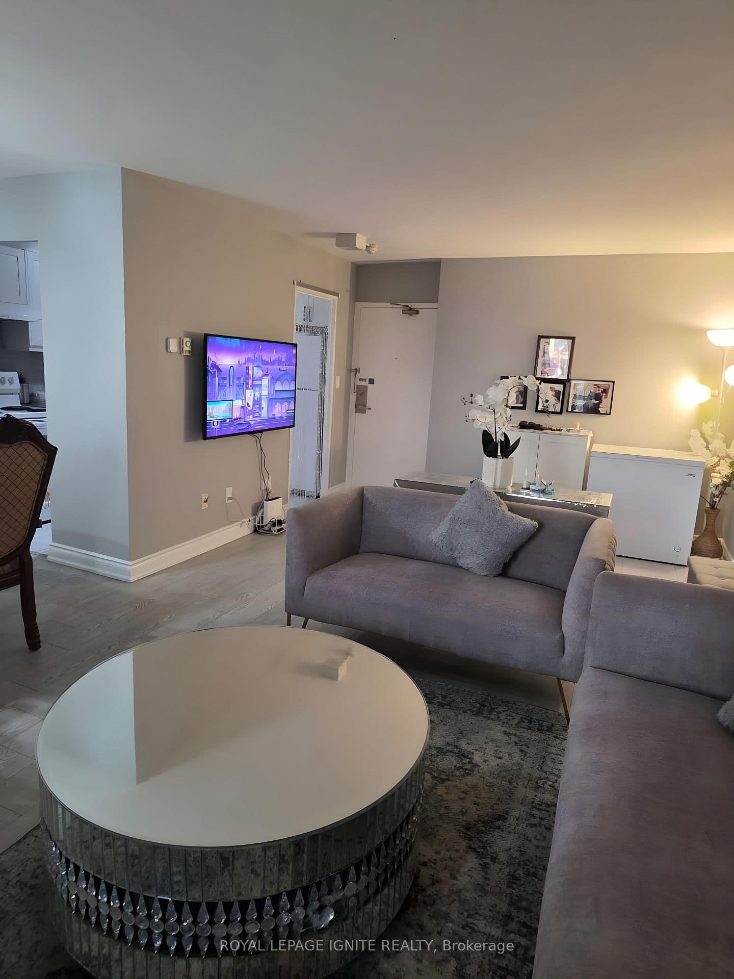 5 Massey Square, Unit 415 thumbnail 2