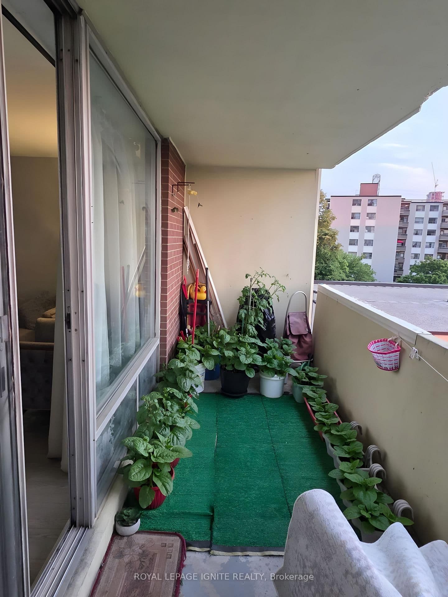5 Massey Square, Unit 415 thumbnail 3