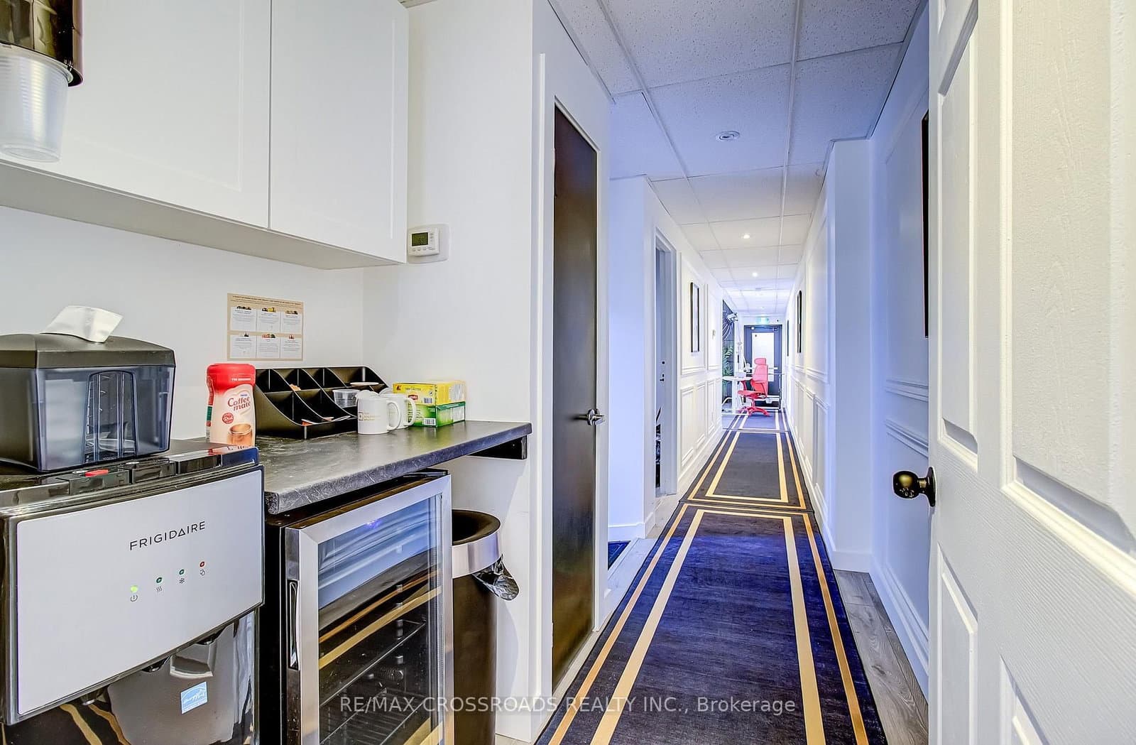 2017 Danforth Avenue, Unit 2nd floor thumbnail 15
