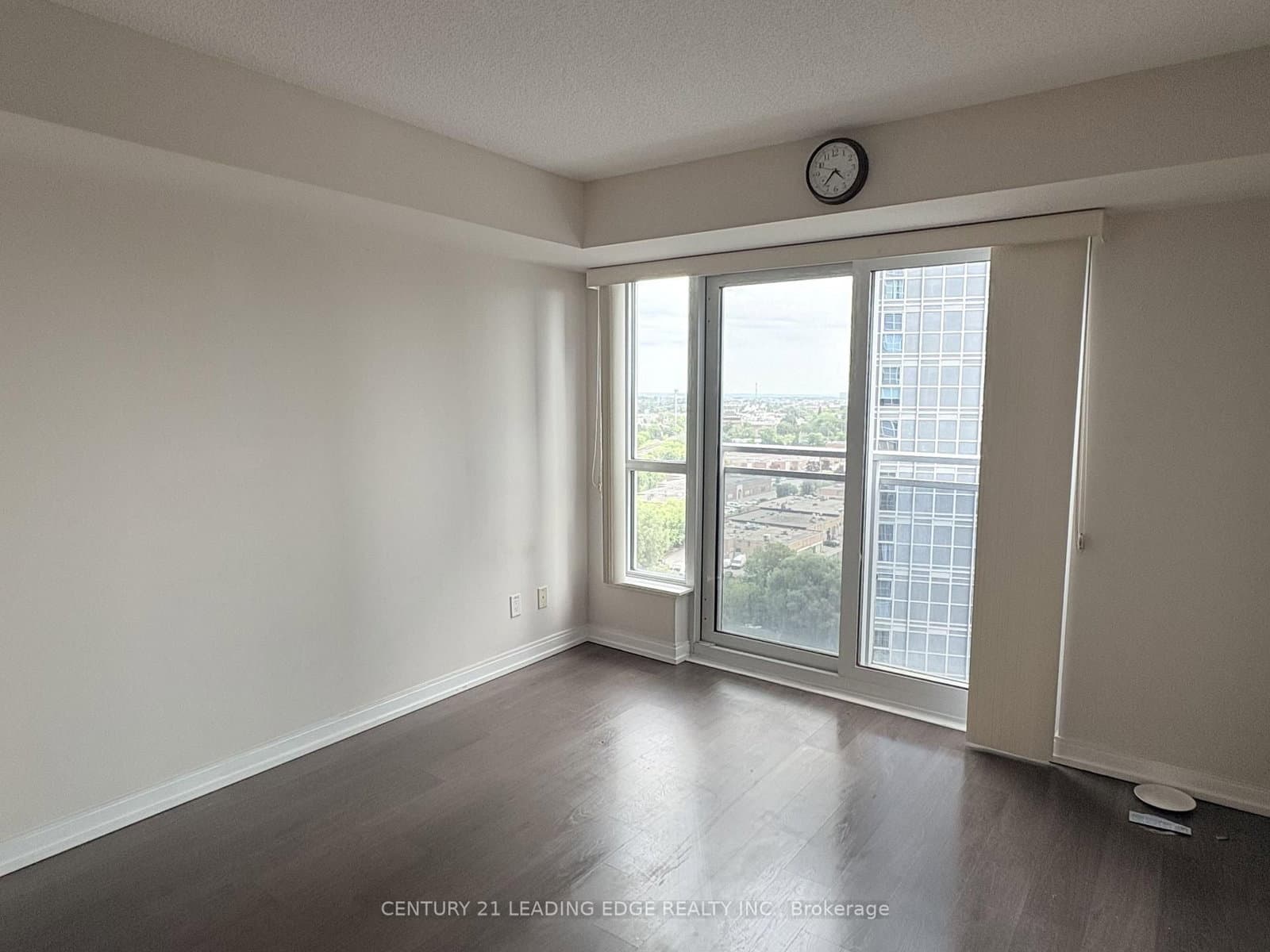 255 Village Green Square, Unit 1401 thumbnail 10
