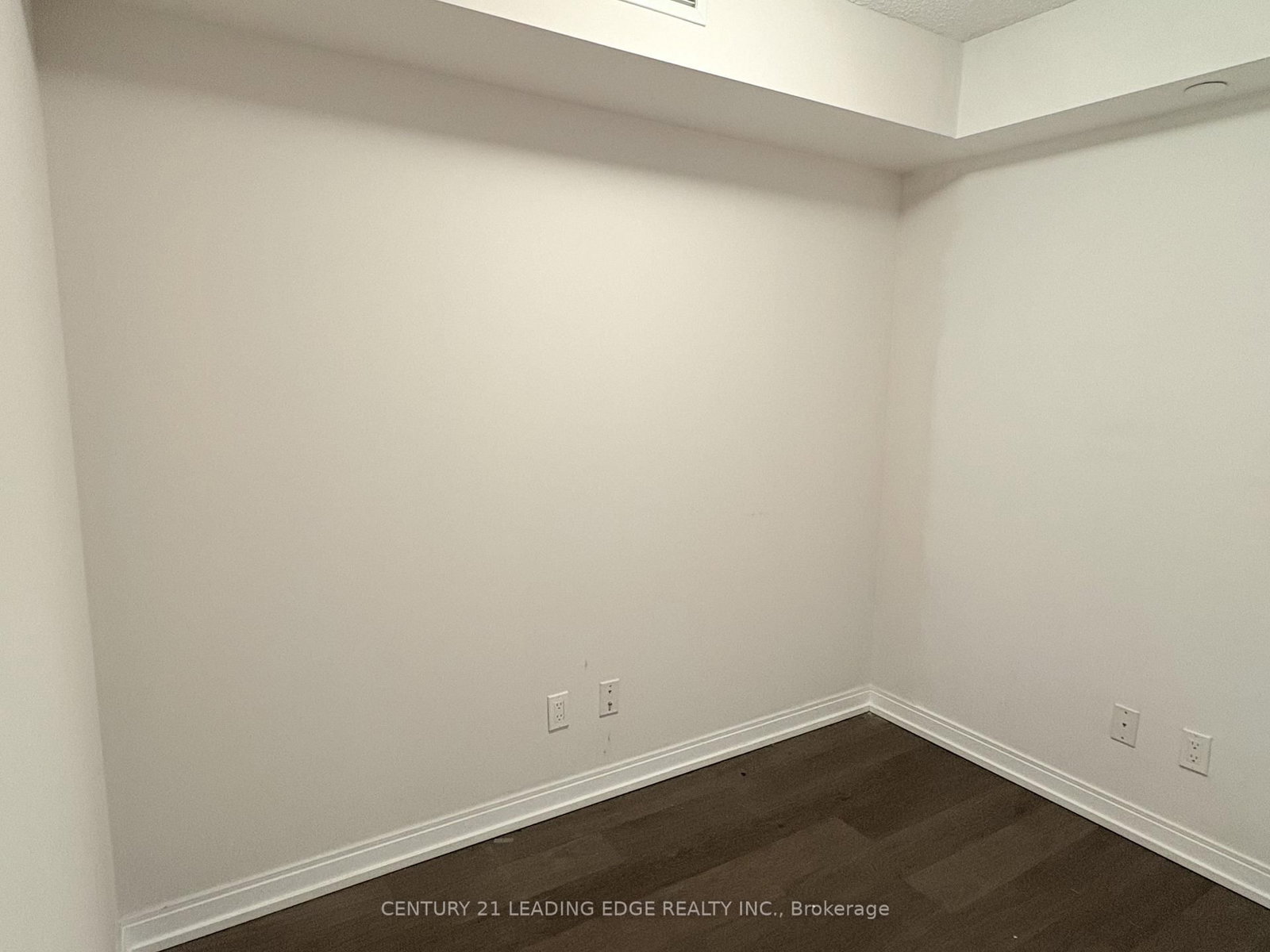 255 Village Green Square, Unit 1401 thumbnail 14