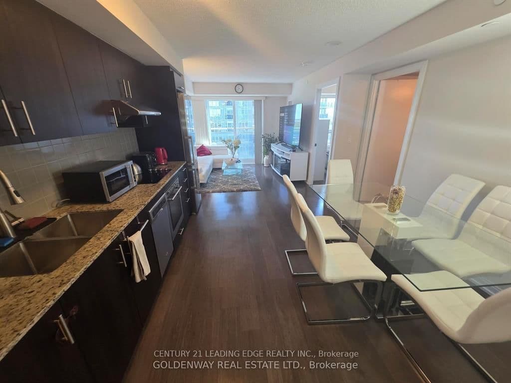 255 Village Green Square, Unit 1401 thumbnail 3
